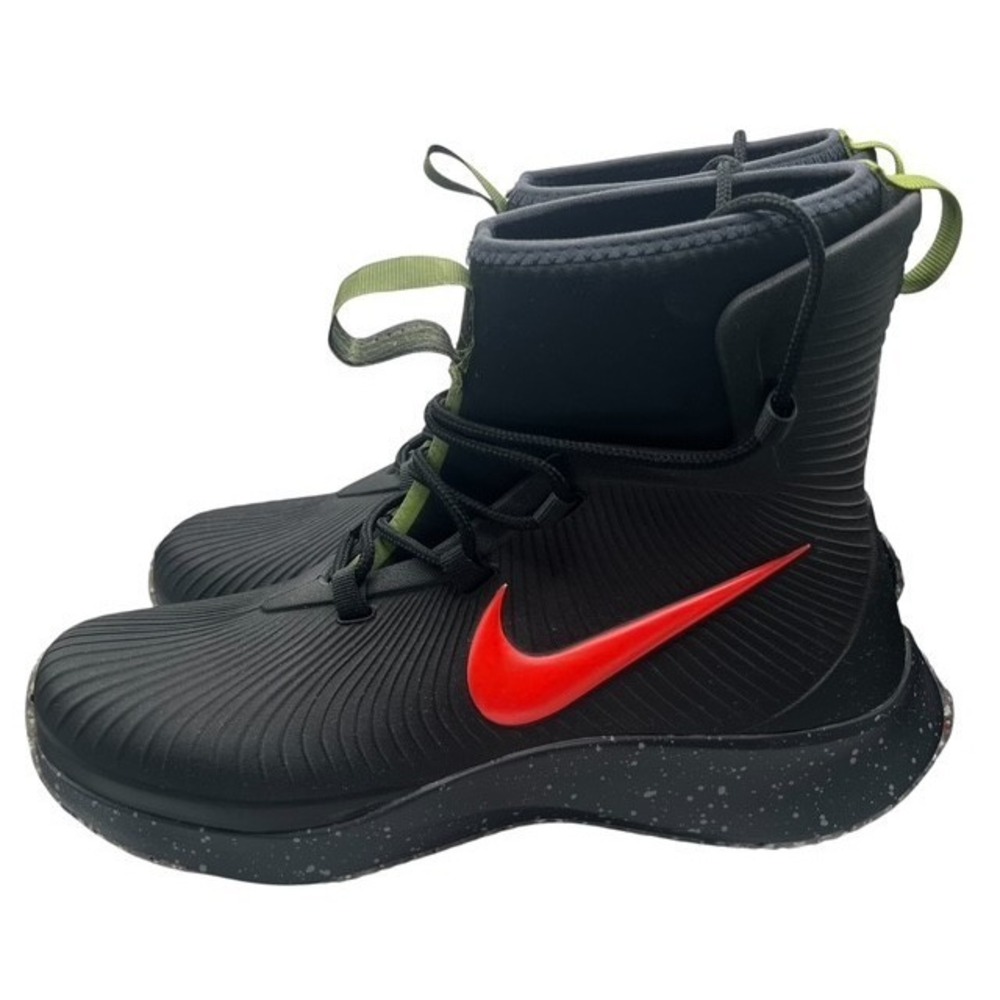 Nike Boys 5Y(GS) Binzie Boots In Black Crimson Red Swoosh And Speckled Sole-1840